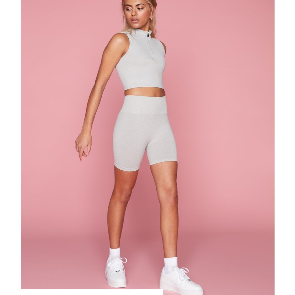 Neon yellow Tala Hosta short